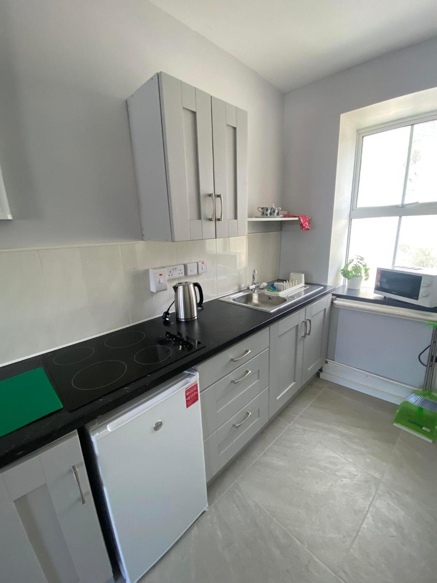 Yellow House Apartment Bantry Ngoại thất bức ảnh